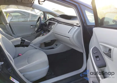 2013 Toyota Prius Two from USA, damaged, VIN JTDKN3DU2D1681917